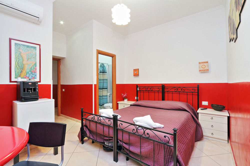 Dandi Domus Hotel Rome Bagian luar foto